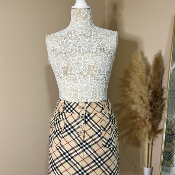 Burberry Mini Skirt - Picture 1 of 15
